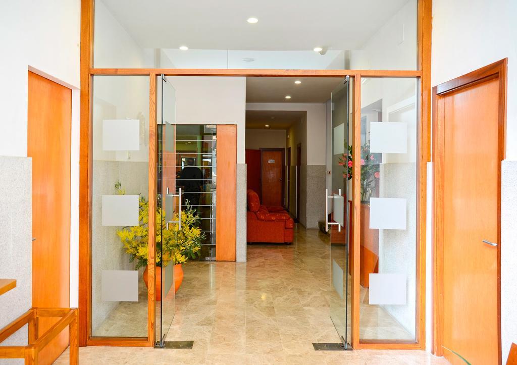 Hostal La Viuda Pobra De Trives Bagian luar foto